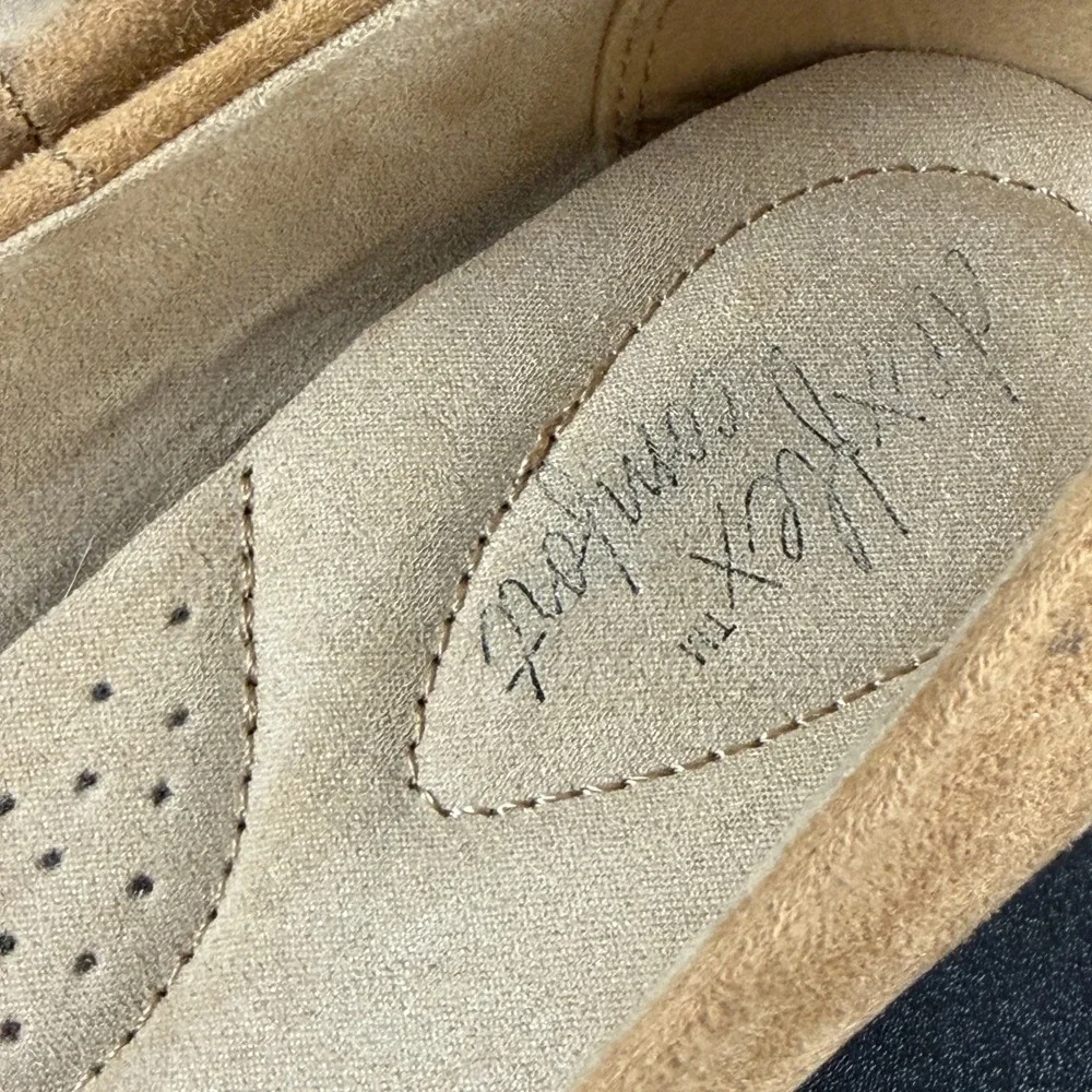 Dexflex Comfort Wedge Heels Womens 6.5 Brown Suede Slip On Career Casual Dressy